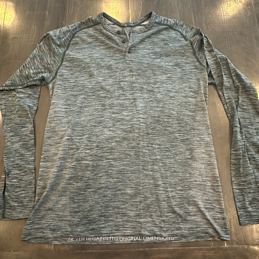 Lululemon metal vent tech henley long sleeve shirt size L
